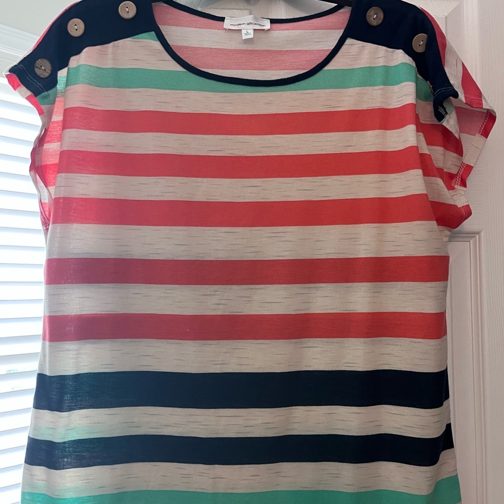 Button-Shoulder Striped Short Sleeve Tee in Coral, Mint & Navy